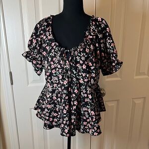 SHEIN Black Floral Ruffle Top